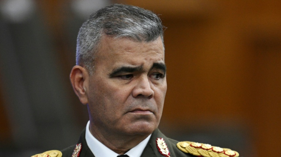 Presidente da Venezuela destitui Padrino, leal ministro da Defesa de Maduro