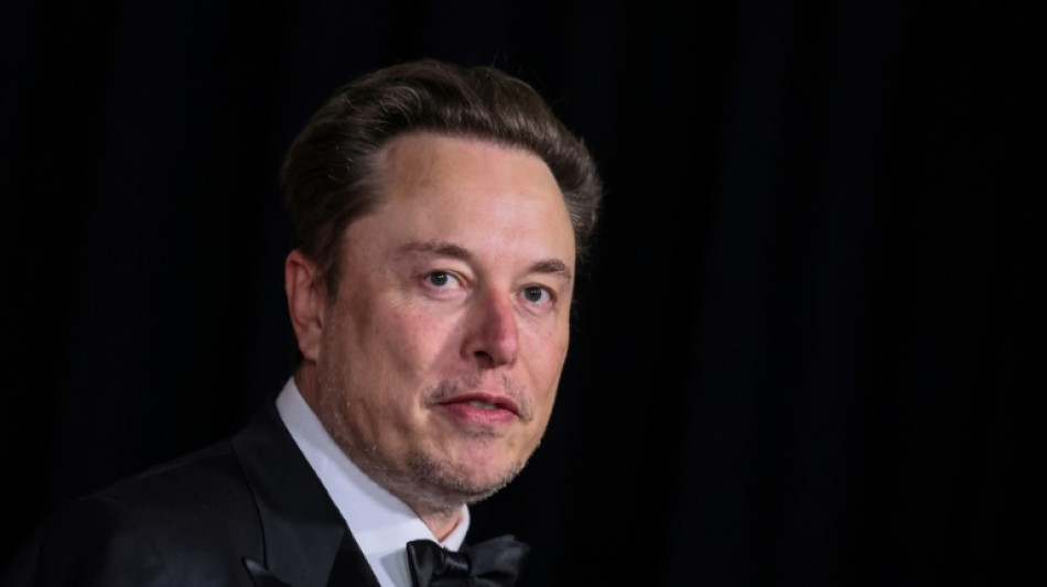 Elon Musk, patron de Tesla, en visite en Chine, plus gros march&eacute; des v&eacute;hicules &eacute;lectriques