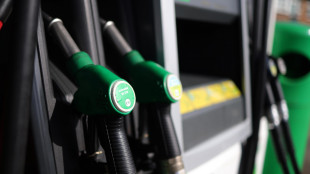 Da oggi riallineamento accise, sale gasolio,cala benzina
