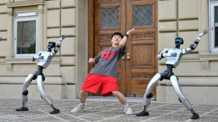 Des robots danseurs chinois s'&eacute;chauffent pour la finale d'America's Got Talent