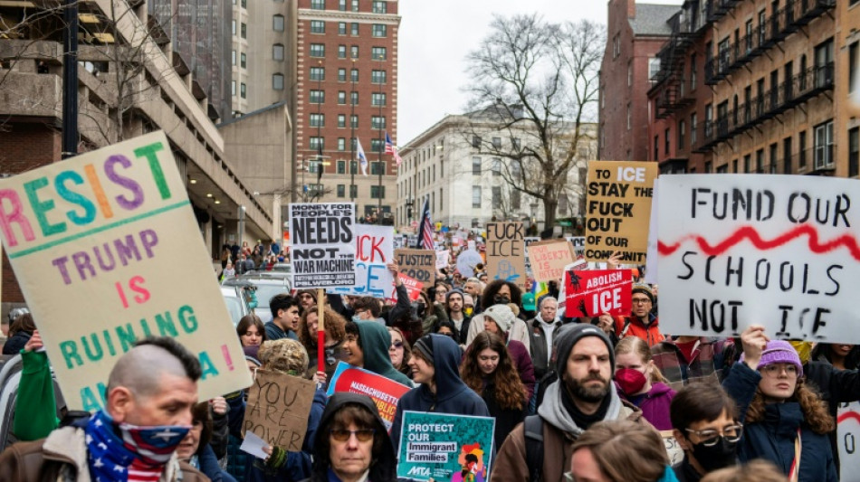 Week-end de protestations aux Etats-Unis contre la police de l'immigration