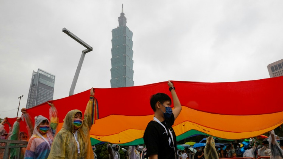 Taiwan weitet Adoptionsrechte f&uuml;r gleichgeschlechtliche Ehepaare aus