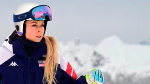 La esquiadora Lindsey Vonn regres&oacute; a EEUU nueve d&iacute;as despu&eacute;s de su ca&iacute;da