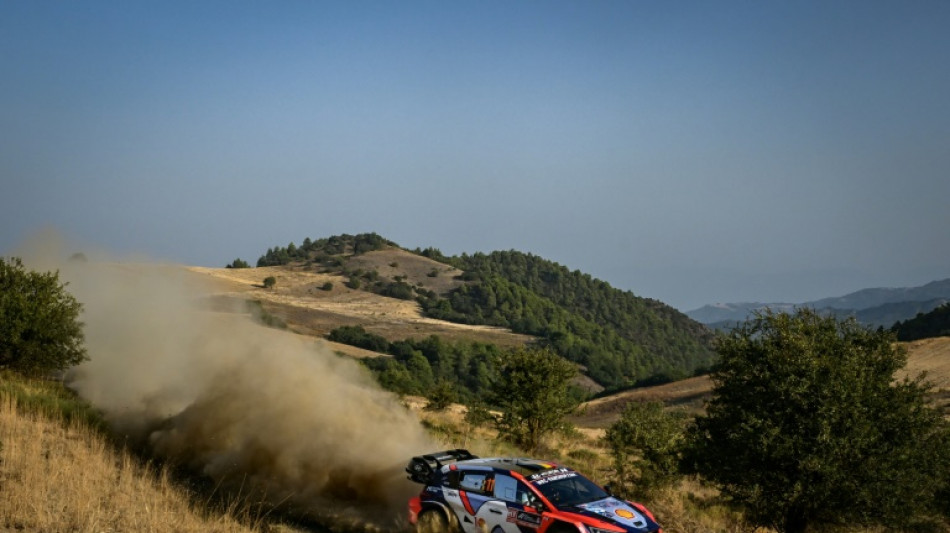 Neuville moves to the front in the Acropolis Rally