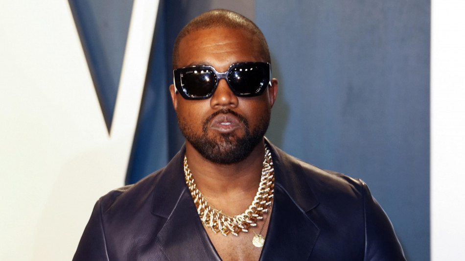 Una modella accusa, 'Kanye West tent&ograve; di strangolarmi'