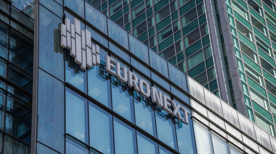 Borsa: l'Europa termina in ordine sparso in attesa della Fed
