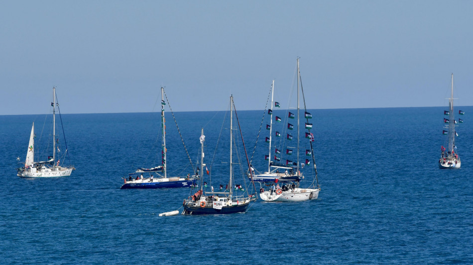 Ue a Israele, 'la libert&agrave; di navigazione deve essere rispettata'