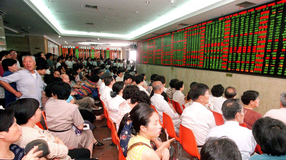 Borsa: l'Asia rimbalza, future positivi in Europa, Tokyo +0,02%