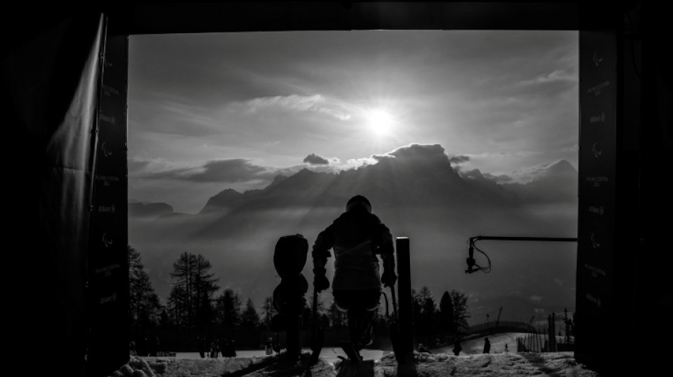 'Say a prayer and send it': Paralympic alpine skiers tackle fear