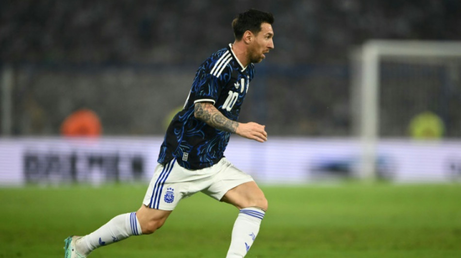 Messi &eacute; o novo dono do Cornell&agrave;, clube da 5&ordf; divis&atilde;o do futebol espanhol
