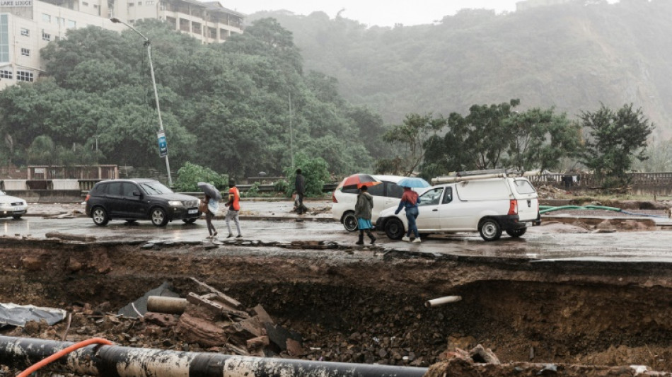 L'Afrique du Sud &eacute;value les lourds d&eacute;g&acirc;ts apr&egrave;s des inondations meurtri&egrave;res