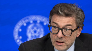 Giorgetti, su iper e superammortamento cercheremo soluzione