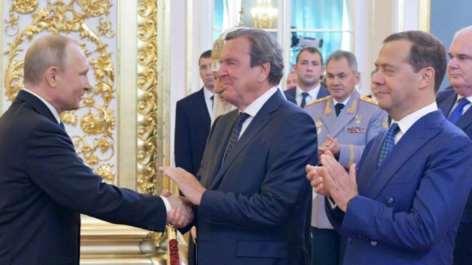 Kritik an Schr&ouml;der wegen Aussage zu Verhandlungsbereitschaft Putins h&auml;lt an