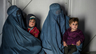 La ONU pone fin a la ayuda a los repatriados afganos por restricciones a sus empleadas