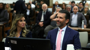 New Yorker Betrugsprozess: &Auml;ltester Trump-Sohn streitet Verwicklung in Dokumente ab