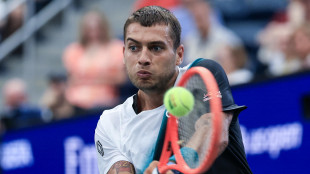 Us Open: Comesana cede al 5/o set, Cobolli va al secondo turno