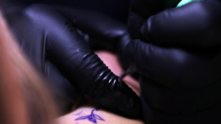 Arrivano tatuaggi che possono accendersi e spegnersi con la luce