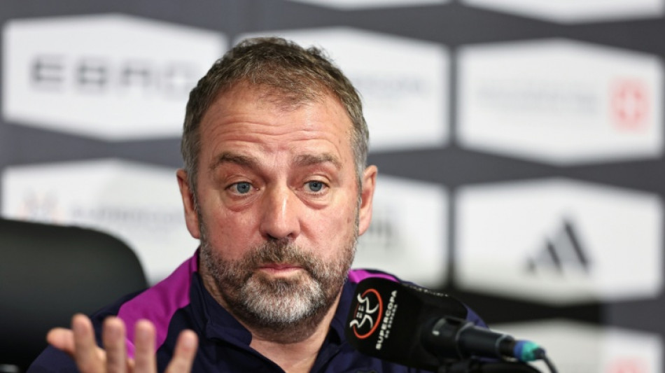 "&iquest;Cu&aacute;ntos Cl&aacute;sicos hemos perdido contra Mbapp&eacute;?", dice desafiante Flick