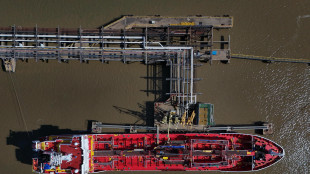 Il prezzo del petrolio in calo, Wti a 89,92 dollari