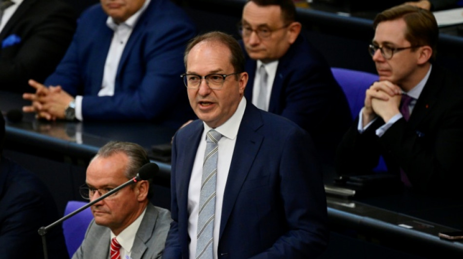 Bundestag setzt Familiennachzug bei Gefl&uuml;chteten aus - Schwarz-Rot und AfD daf&uuml;r