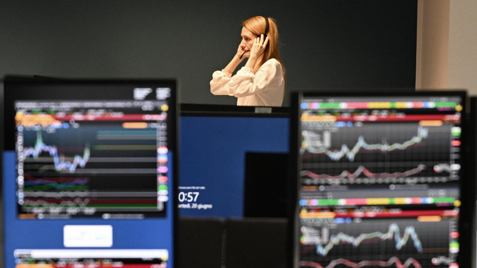 Borsa: l'Europa chiude in rialzo, Francoforte +0,72%