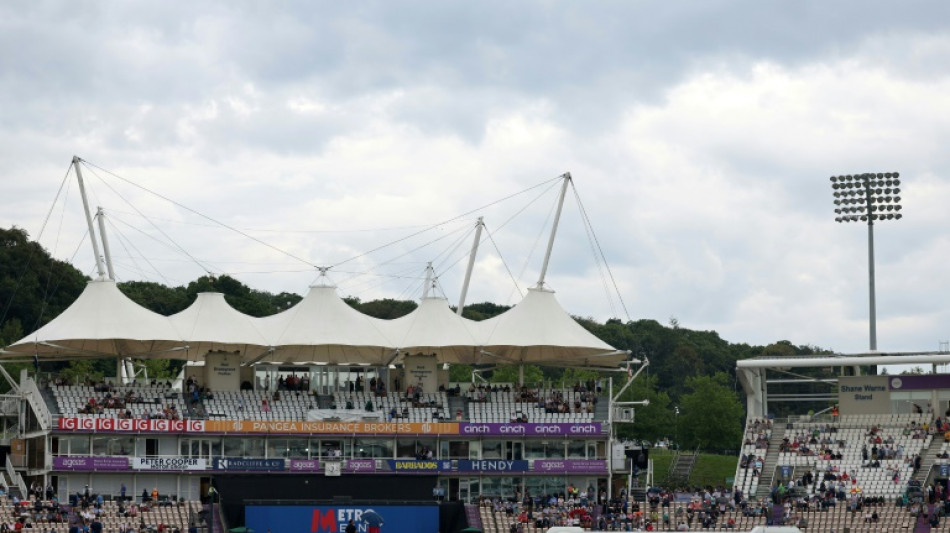 New Zealand bowl against England in rain-affected 2nd ODI