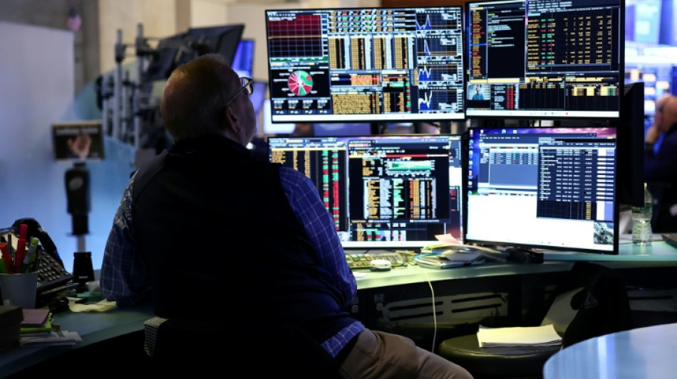 Les Bourses mondiales prudentes face au prolongement de la tr&ecirc;ve au Moyen-Orient