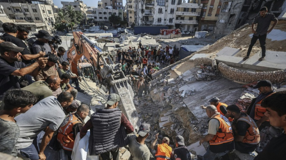 Gaza apartment block collapse leaves 21 dead