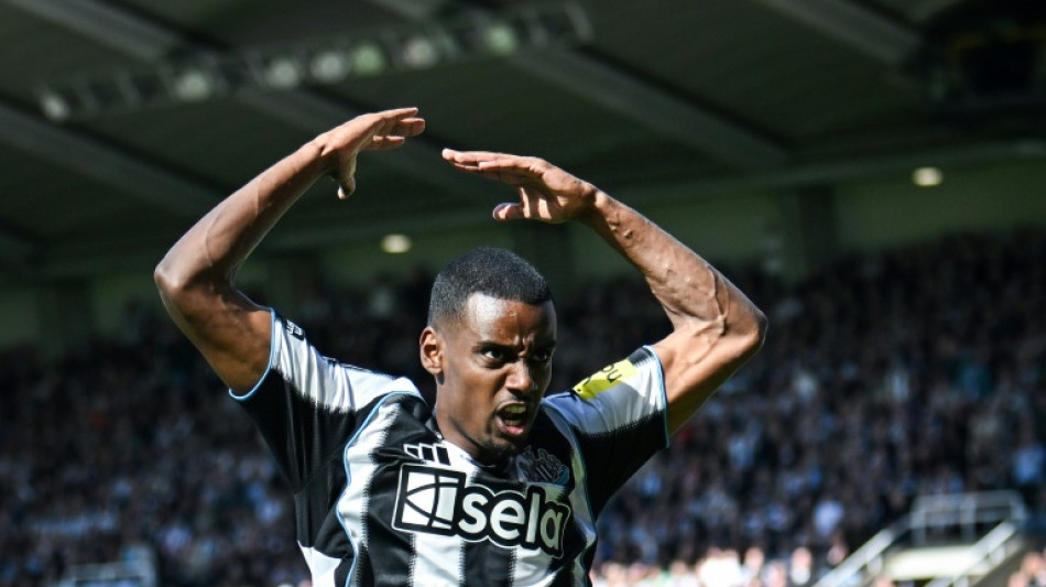Liverpool target Isak controls his Newcastle future: Howe
