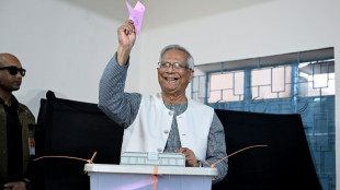 El nobel Muhammad Yunus anuncia su dimisi&oacute;n al mando de gobierno interino en Banglad&eacute;s