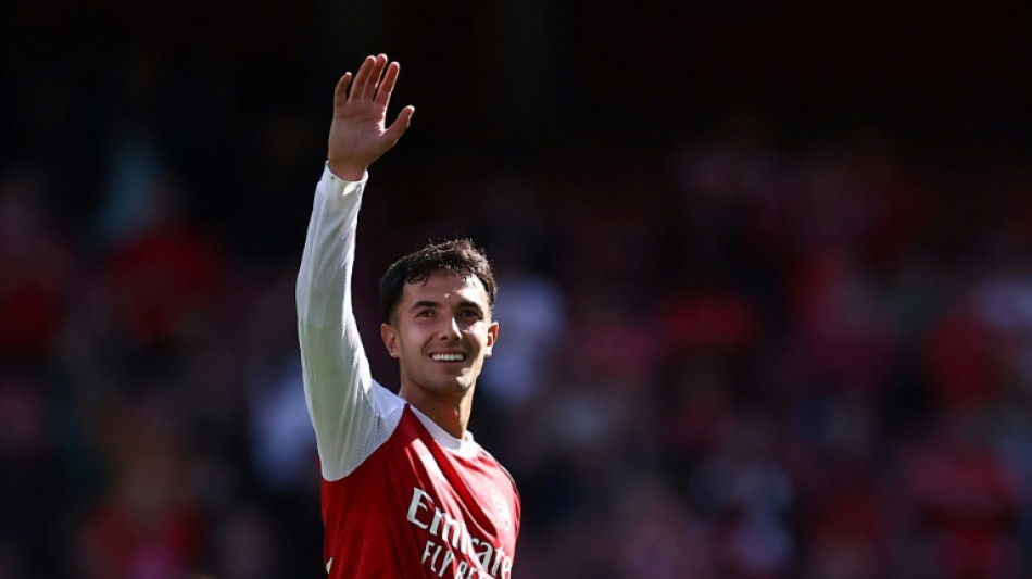 Reforços garantem vitórias de Newcastle e Arsenal no Inglês
