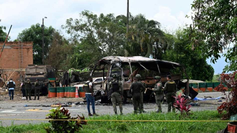 Cuatro muertos en múltiples ataques con disparos y explosivos de guerrilleros en Colombia
