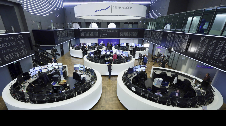 Borsa: in Europa avvio in calo, Parigi -0,5%
