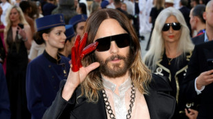 Vogue World celebra a moda francesa e o esporte na pra&ccedil;a Vend&ocirc;me, em Paris