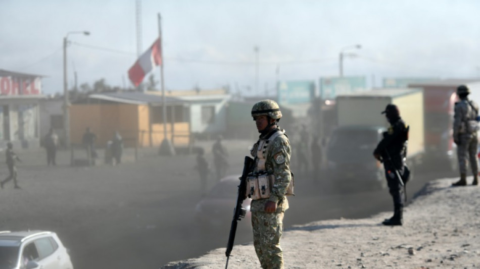 P&eacute;rou: la pr&eacute;sidente refuse de d&eacute;missionner, le pape appelle &agrave; la fin des violences