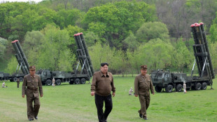 Cor&eacute;e du Nord: Kim a supervis&eacute; une premi&egrave;re simulation de "d&eacute;clenchement nucl&eacute;aire"