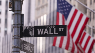 Wall Street apre in calo, Dj -0,64%, Nasdaq -1,37%