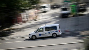 Ambulanciers priv&eacute;s: deux appels &agrave; la gr&egrave;ve mercredi avec des mots d'ordre diff&eacute;rents