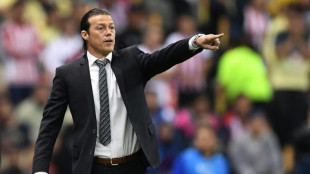 Sevilla anuncia o argentino Matías Almeyda como novo técnico