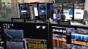 Borsa: l'Europa &egrave; in negativo in avvio, pesano tech e petrolio