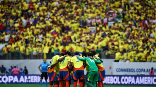 Colômbia tenta corrigir defesa para evitar surpresas na Copa América