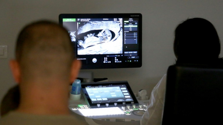 Abortos seletivos alimentam disparidade de g&ecirc;nero na Alb&acirc;nia