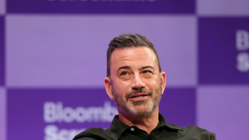 L'émission de Jimmy Kimmel, critique de Trump, reconduite après une vive polémique
