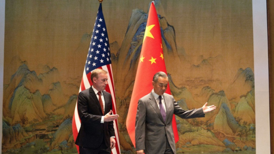 Top officials plan Biden-Xi call despite tensions