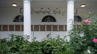 Trump ersetzt Biden-Porträt durch Foto von Unterschriftenautomat