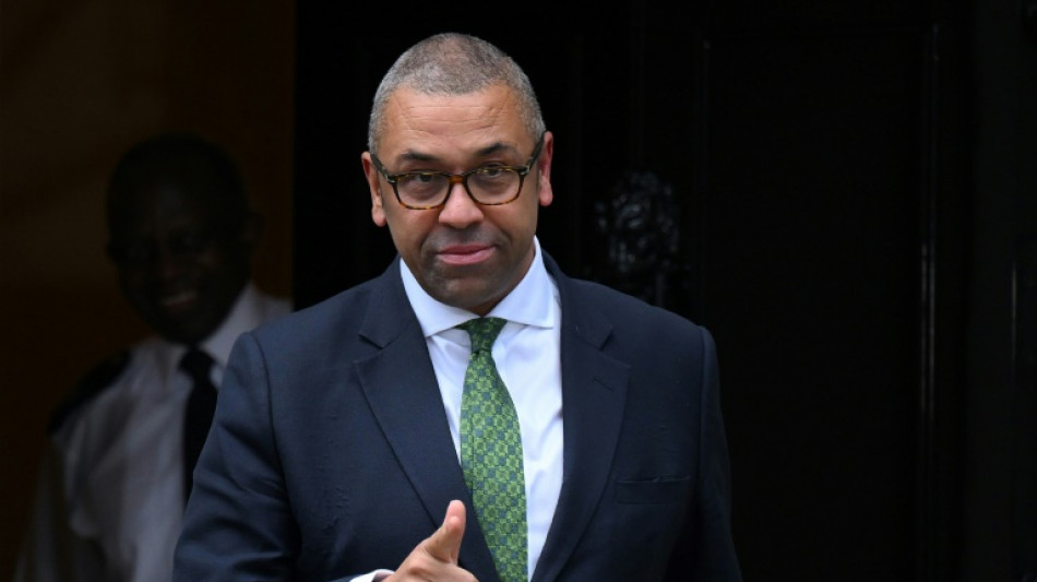 Un ministro brit&aacute;nico pide a los hinchas LGBT que respeten la ley catar&iacute;