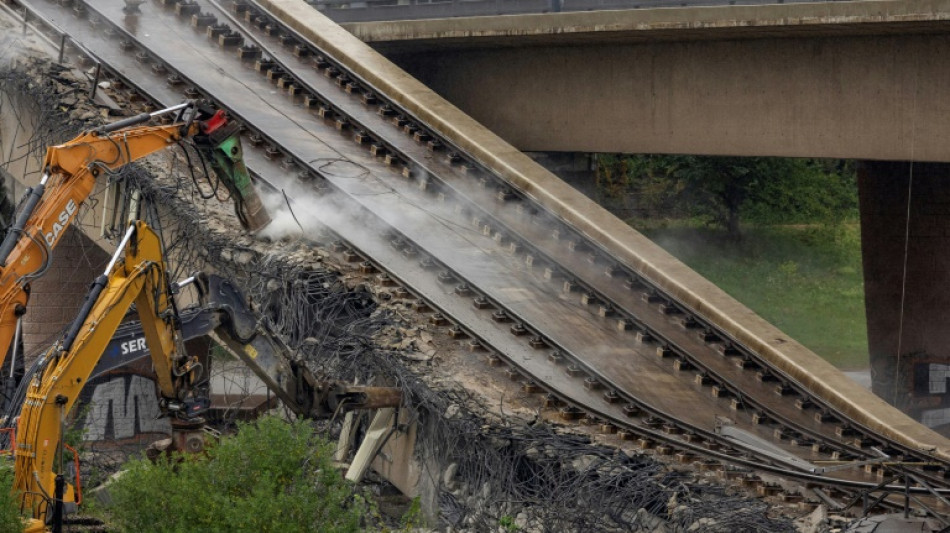 Aufr&auml;umarbeiten an teilweise eingest&uuml;rzter Br&uuml;cke in Dresden abgeschlossen