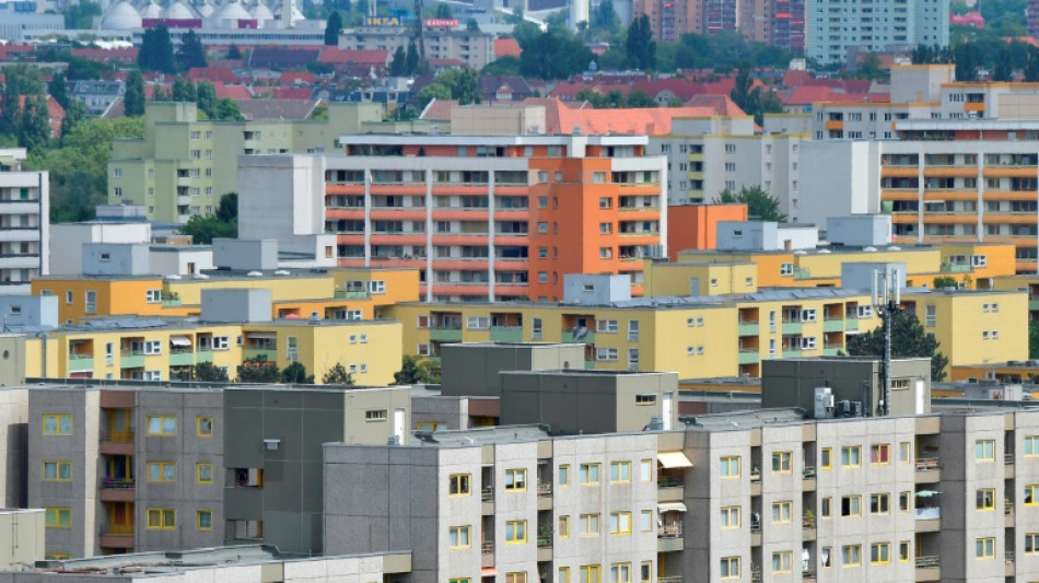 Mehr als jeder zehnte Haushalt mit Wohnkosten überlastet