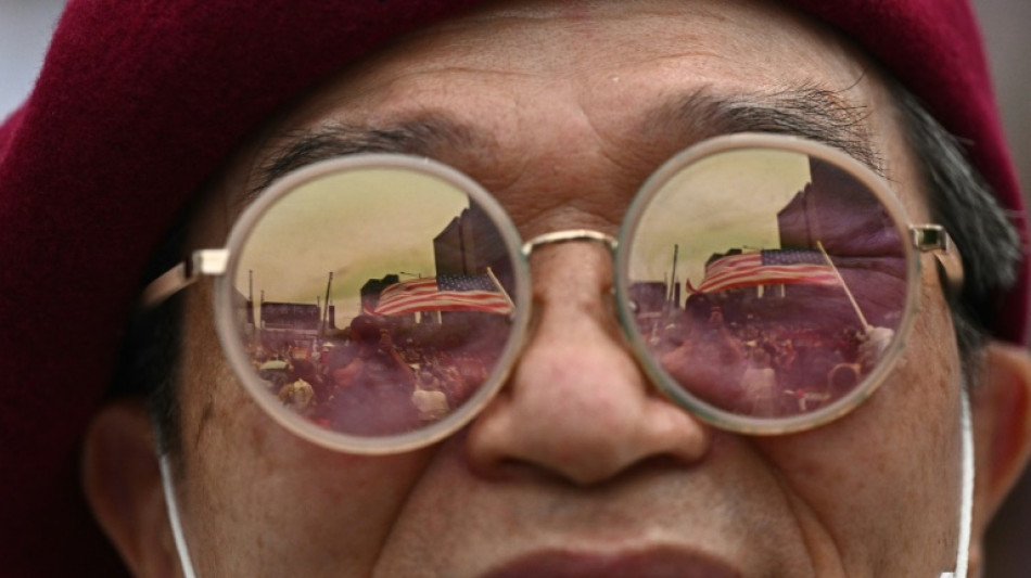 South Koreans rally for presidential hopefuls days before vote