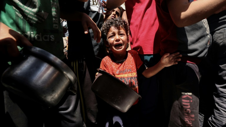 Bombardeo israelí mata a nueve hijos de una pareja de médicos en Gaza